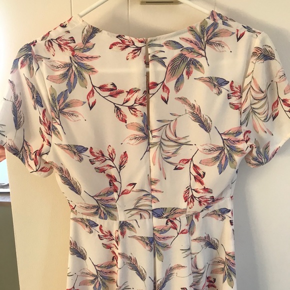 Spring floral dress - Picture 3 of 3